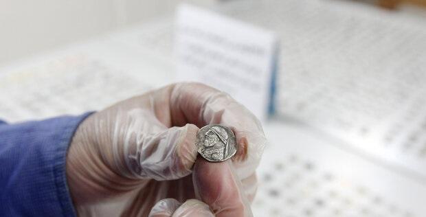 141 سکه عتیقه در تهران کشف شد
