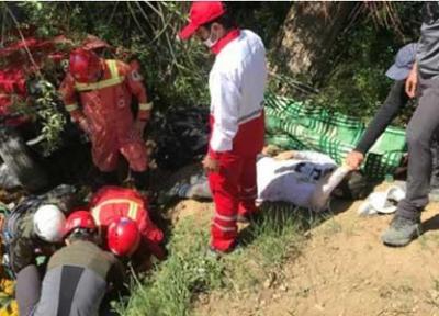 سقوط 10 متری خودروی آفرود در جاده وردیج ، آخر هفته تلخ برای 7 جوان تهرانی